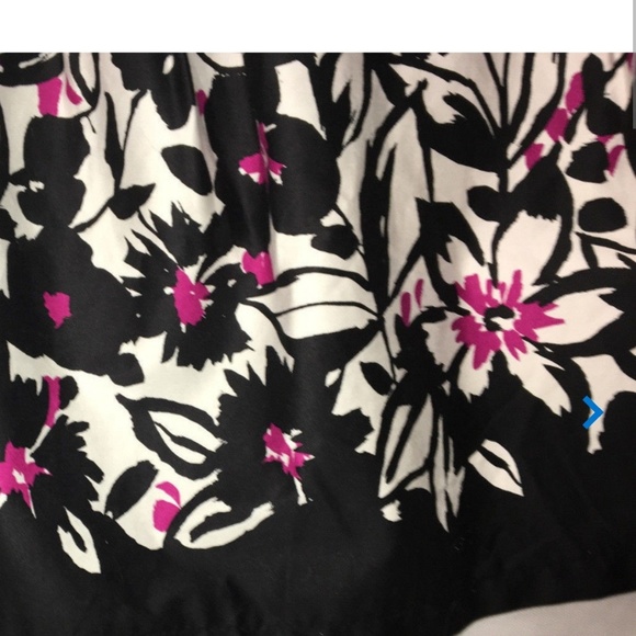 MAURICES XXL Fushia Black White Floral Cotton Spandex Skirt with Pockets - Picture 3 of 16